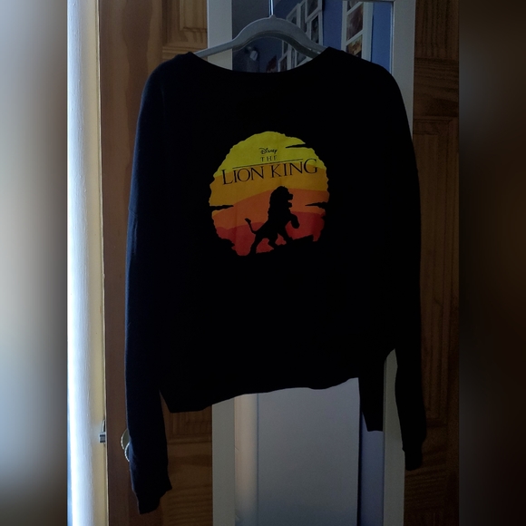 Disney's The Lion King Cropped Sweatshirt - Picture 1 of 5